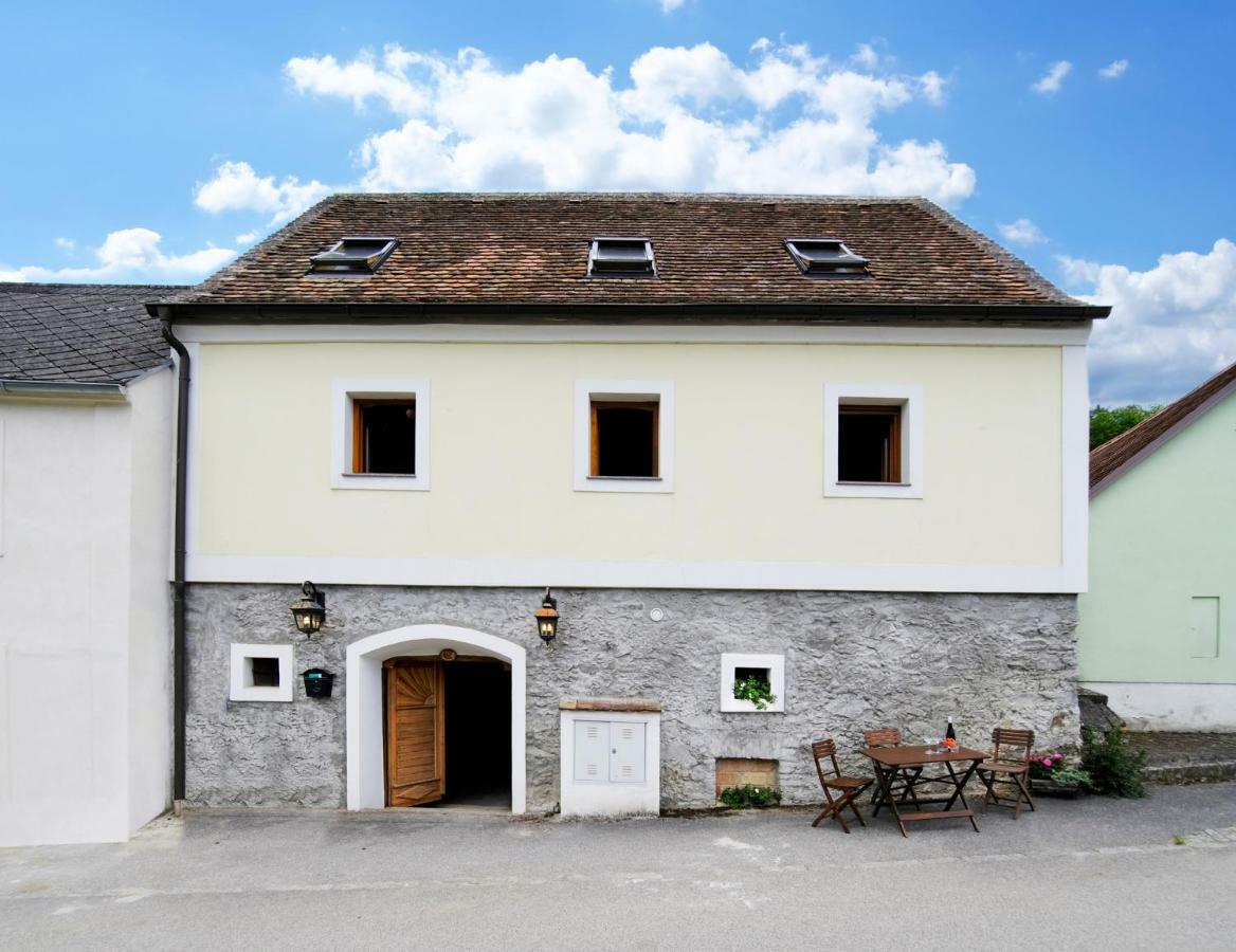 Roggendorf Weinkellerurlaub Roeschitz 빌라 외부 사진